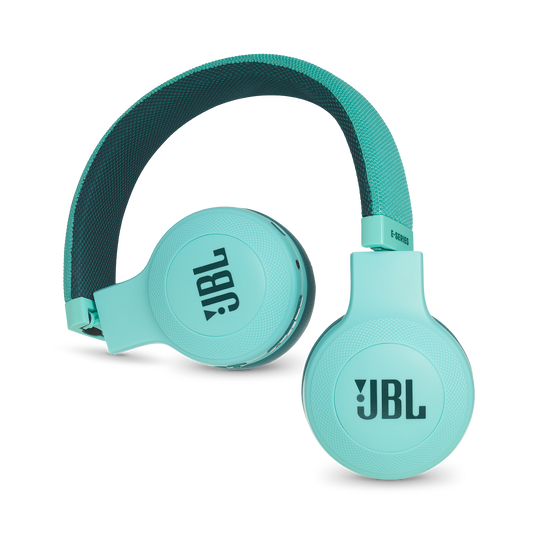 JBL E45BT - Teal - Wireless on-ear headphones - Detailshot 1