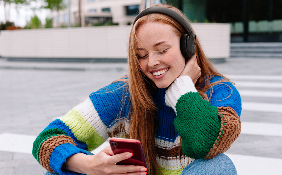 Peredam Kebisingan Adaptif dengan Smart Ambient