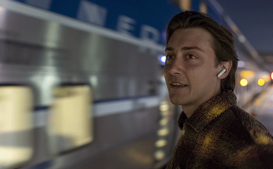 Peredam Kebisingan Aktif dengan Smart Ambient