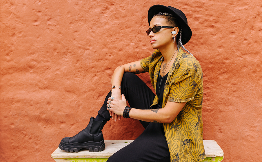 Bluetooth 5.3 dengan dukungan audio LE *