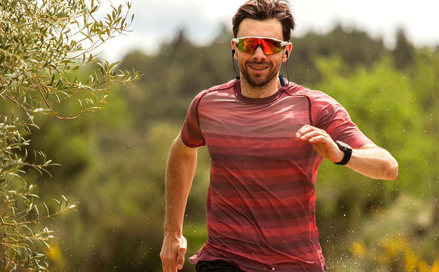 Kedap debu dan tahan air IP65