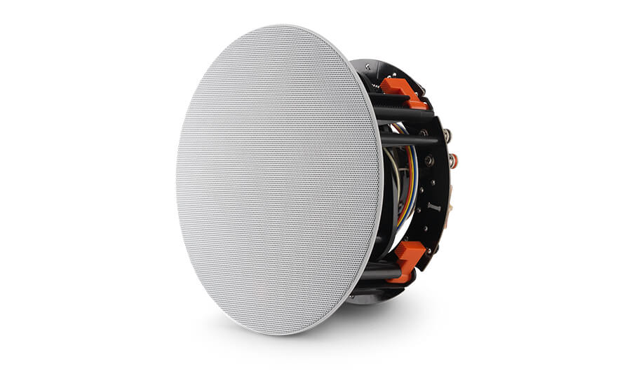 Dapat dicat dengan grill magnetik hampir tak terlihat berkat zero-bezelnya