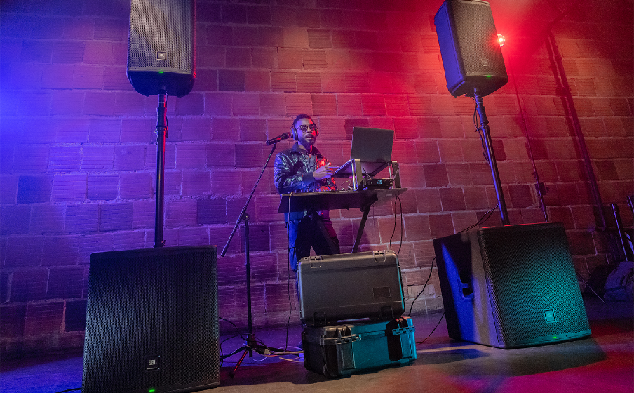 Baru, Woofer yang telah dibuat secara khusus