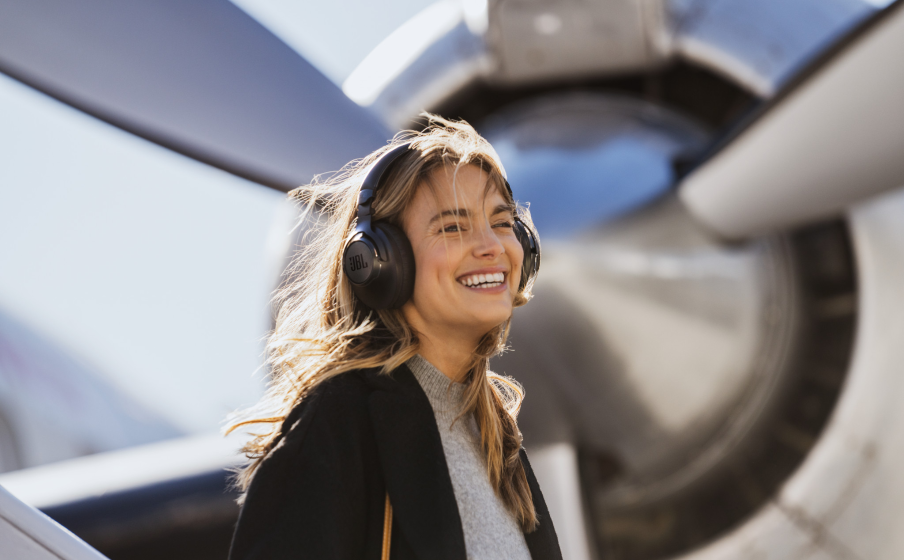 JBL CLUB ONE | Wireless, over-ear, True Adaptive Noise Cancelling  headphones inspired by pro musicians