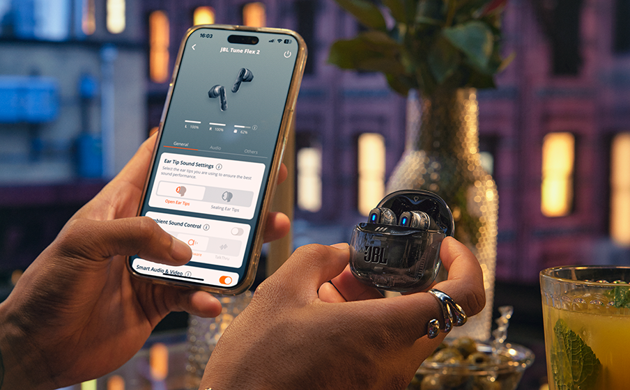 Suara JBL Pure Bass dengan Spatial Sound