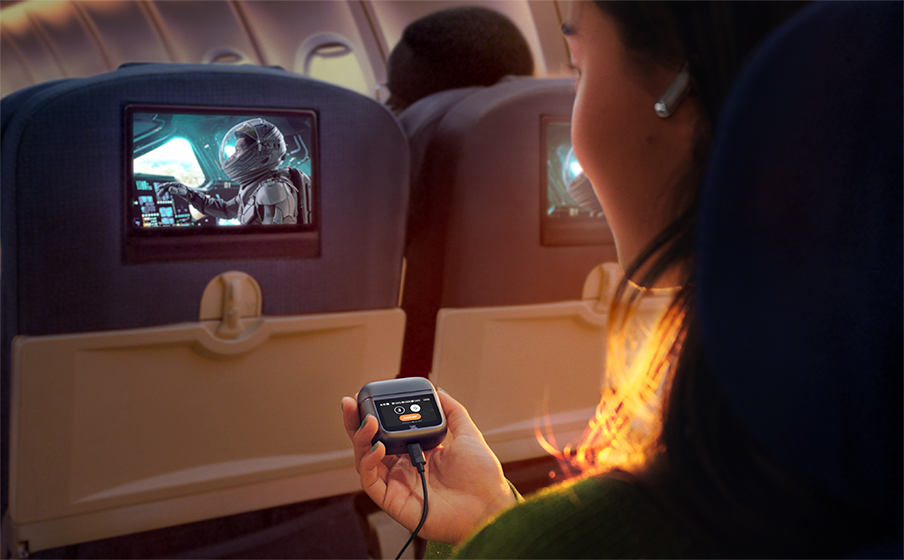 Gunakan Smart Charging Case&trade; untuk hiburan di mana saja