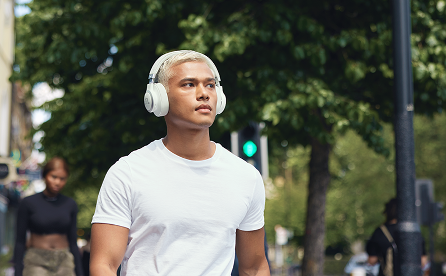 JBL Signature Sound dan surround sound