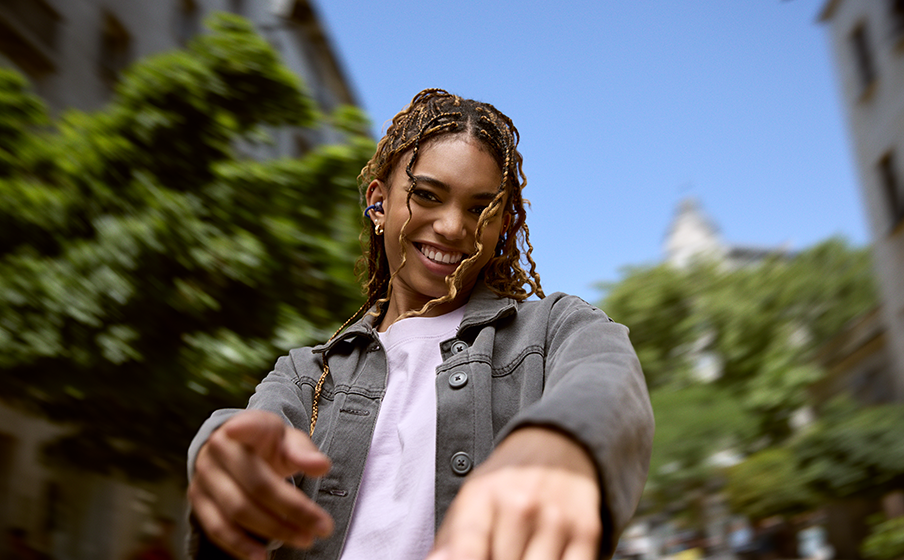 Suara dinamis dengan bass boost